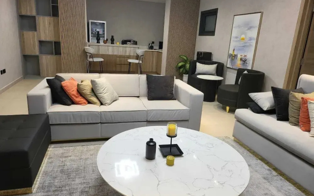 Апартаменты Mirdif Hills Apartaments
