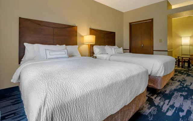 Fairfield Inn & Suites Slippery Rock