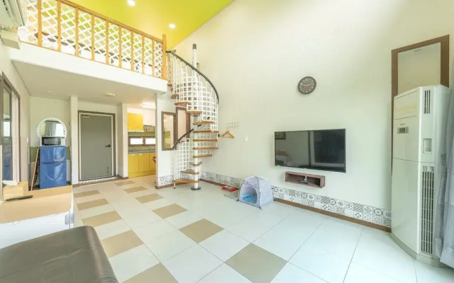 Gapyeong Sky Vill Spa Pension