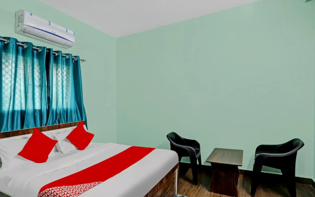 OYO Flagship 83065 Hotel Pritesh Avenue