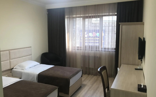 Отель Capital Hotel