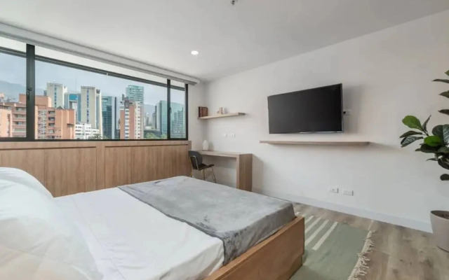 Go Living Suites - 908
