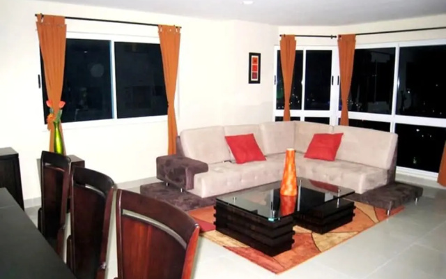 Semi Penthouse Torres Del Lago