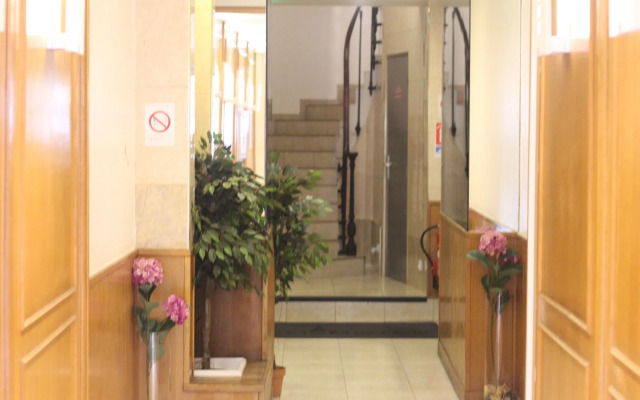 Hotel Cosmotel