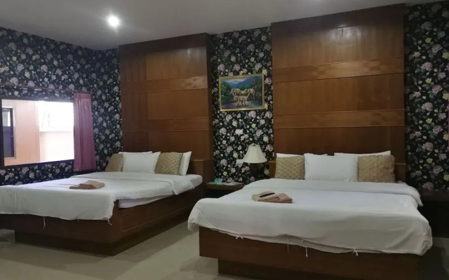 Reurn Thai Resort Ratchaburi