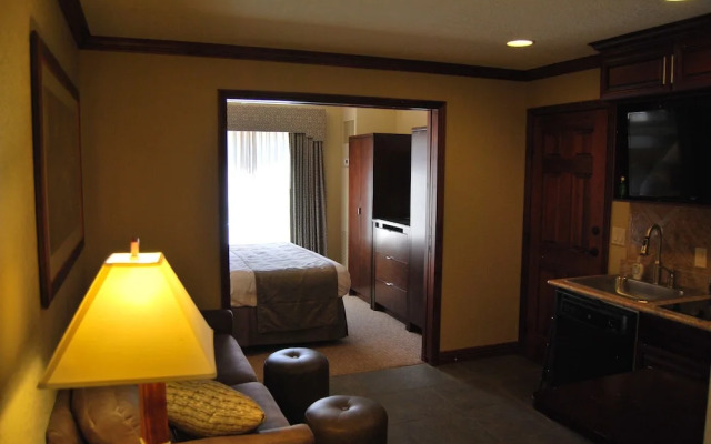 White Pines 2-BD at Westgate - Evergreen