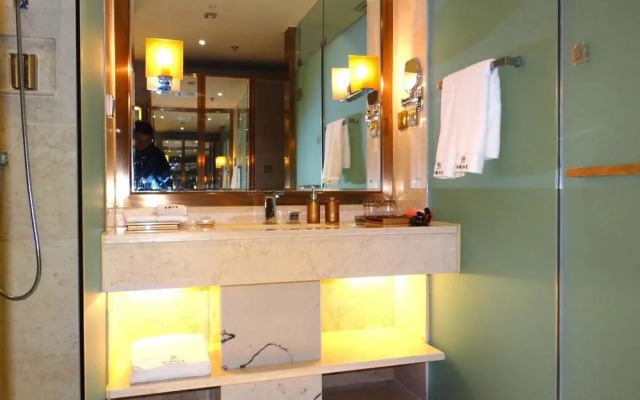 Yiya Sunshine Hotel Guanshang - Kunming