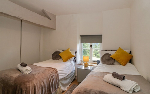 Pentre Court Cottage
