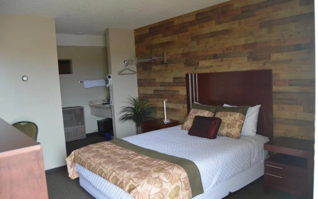 Wheel Inn Motel