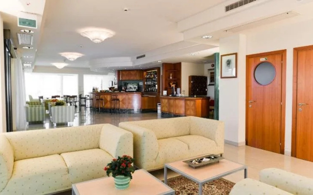 Hotel Globus