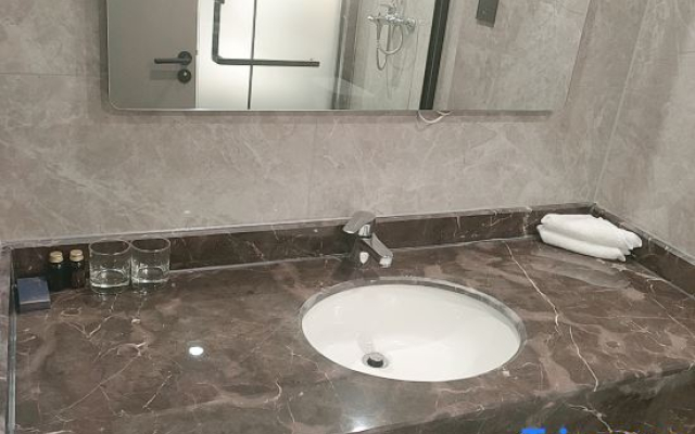 YIHEHOTEL