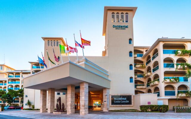 Отель Occidental Costa Cancún All Inclusive вид на фасад
