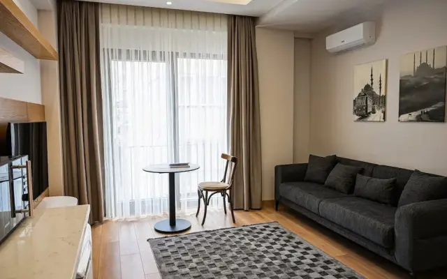 Chido Residence