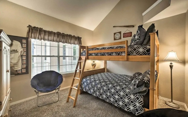 Lakefront Branson Getaway Near Marina & Fishing!