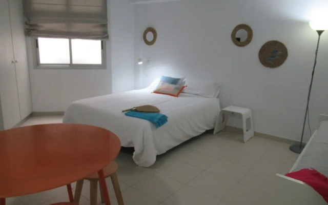 Estudio a 25 metros playa Canteras - WIFI
