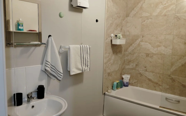 2 Bedroom Apartment 4-6 People-coastal Comfort