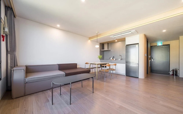 Hound Hotel Songjeong