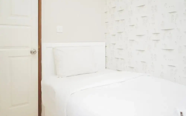 Comfy 2BR High Floor Apartment at Mediterania Palace Residences