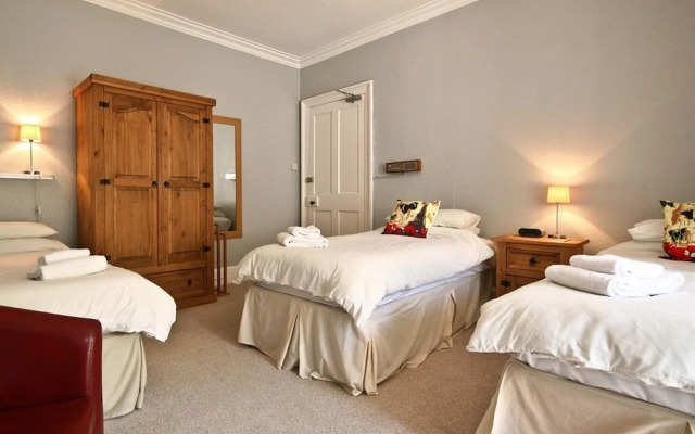 Halcyon Hotel