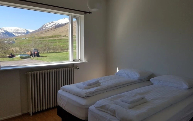 Húsabakki Guesthouse