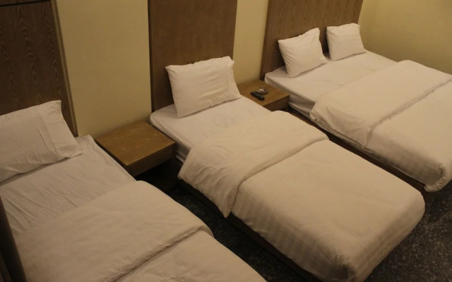 Holiday aqaba hotel