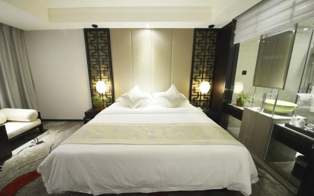 Dongfang Xuanyi Holiday Hotel