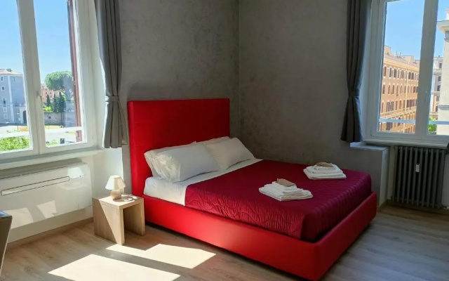 Sunnycornerinrhome (Adults Only)