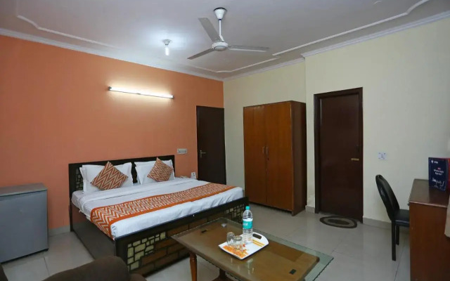 Hotel Kalkaji Residency by OYO Rooms