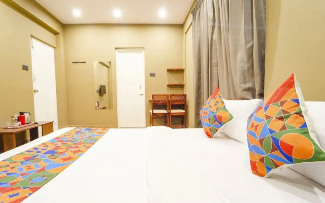 Fabhotel Hn Pear View Stays