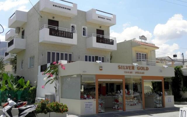 Smaragdine Beach Hotel вид на фасад