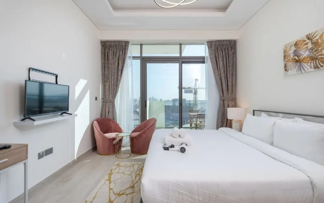 Wonderful Studio Apartment With Balcony at Farhad Azizi