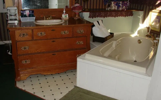 The Woodruff House B&B