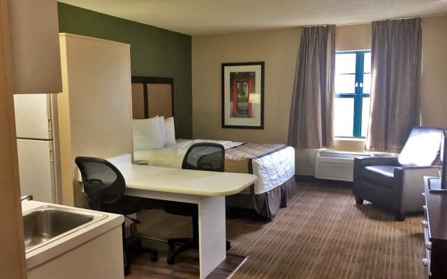 Extended Stay America - Chicago - Naperville - West 0
