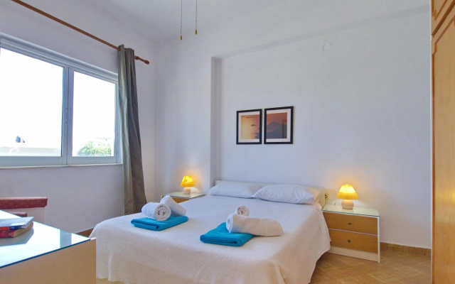 Rouladina Apt 2 in Stalos