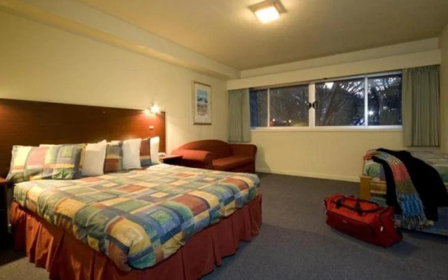 Diana Alpine Lodge