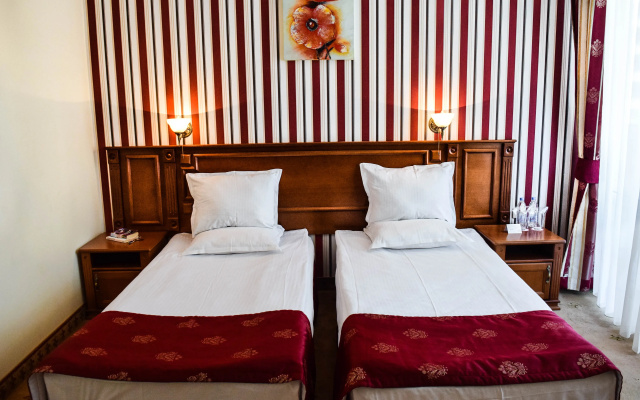 Hotel Karolina