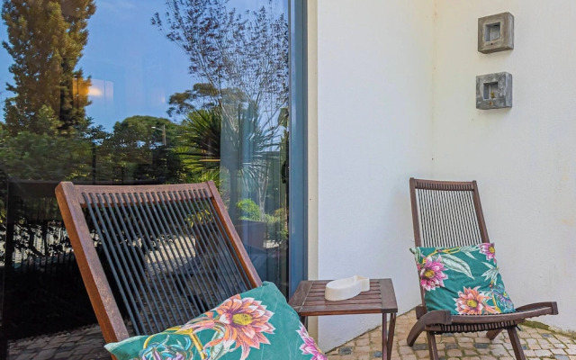 Retreat in Sesimbra with Stunning Views