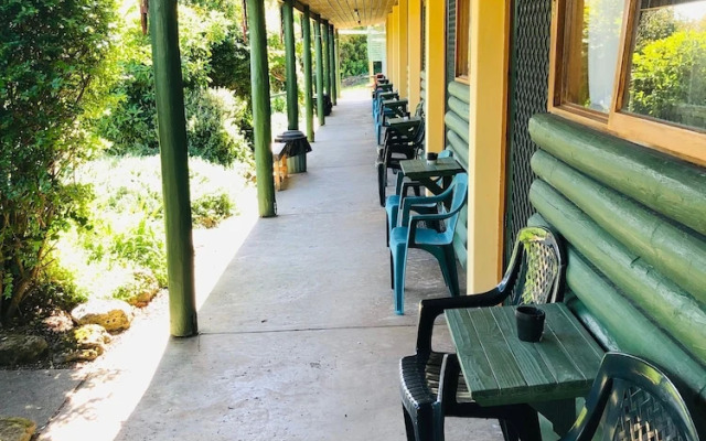Pinehaven Motel