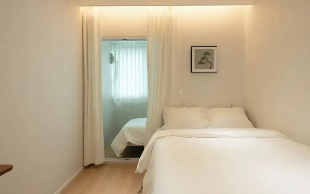 Nomad Stay in Hongdae
