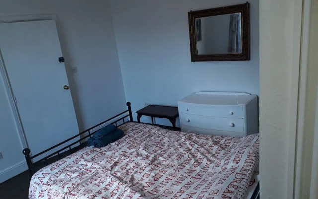 St Nicholas Street Apartment