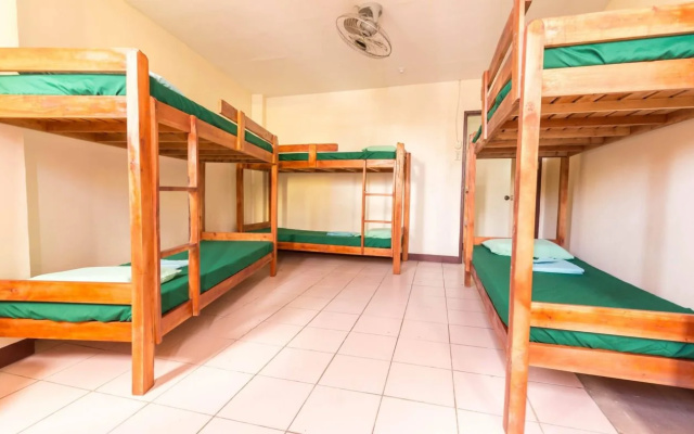 Friendly's Guesthouse