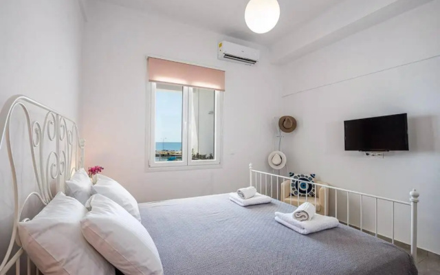 Amazing Seafront Suite