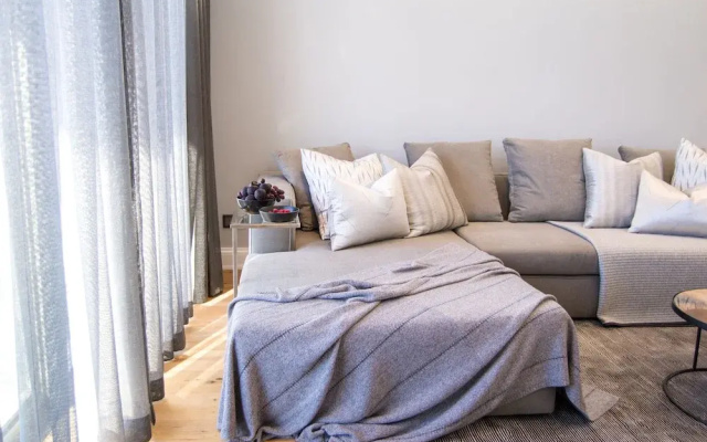 Seacliff Apartments