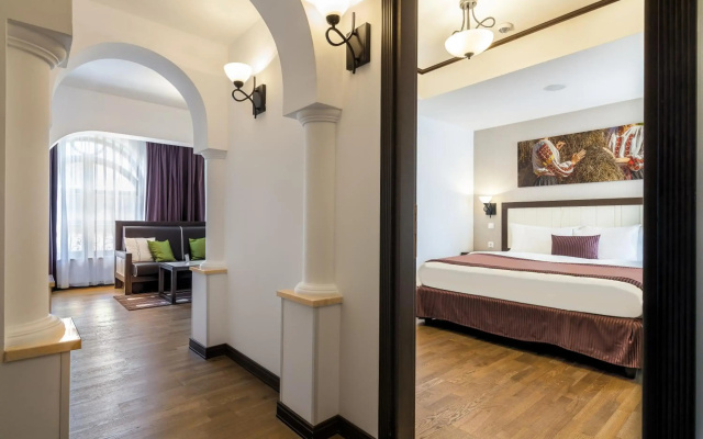 Epoque Hotel - Relais & Chateaux