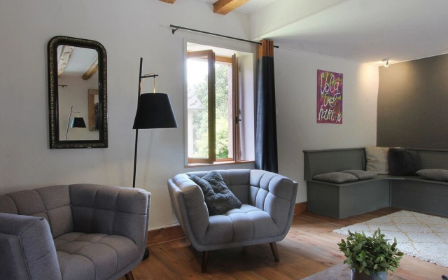 Charming Holiday Home in Poli With Terrace