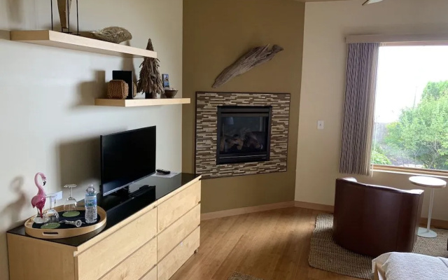 Solglimt Lakeshore B&B