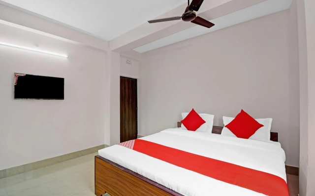 OYO 87280 Hotel Grand Eden
