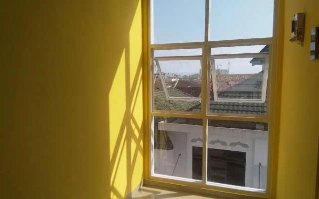 OYO 2352 Omah Manis Taman Siswa Syariah