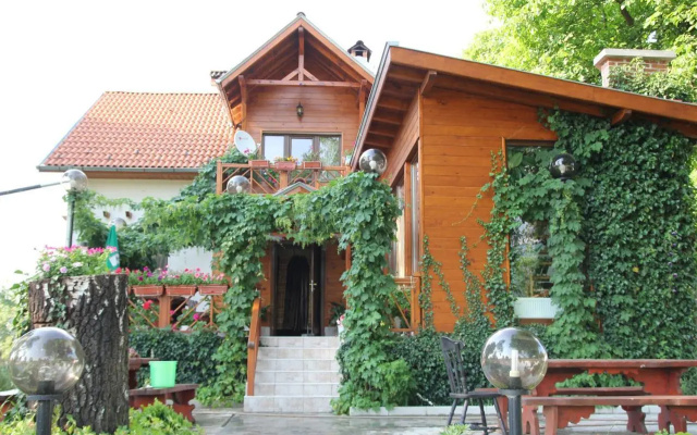 Orehite Guest House