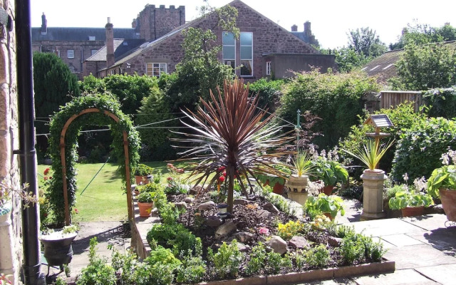 Alannah House